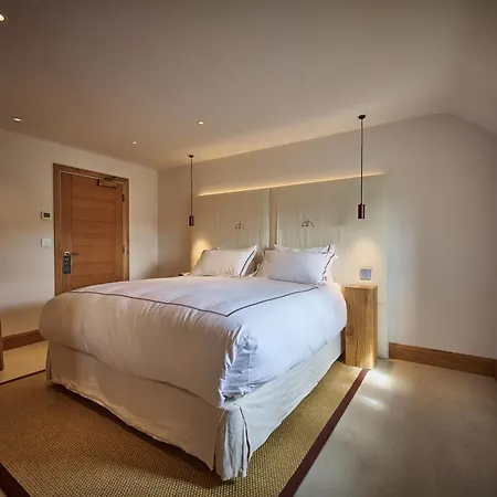 The Angel At Hotel 5*
